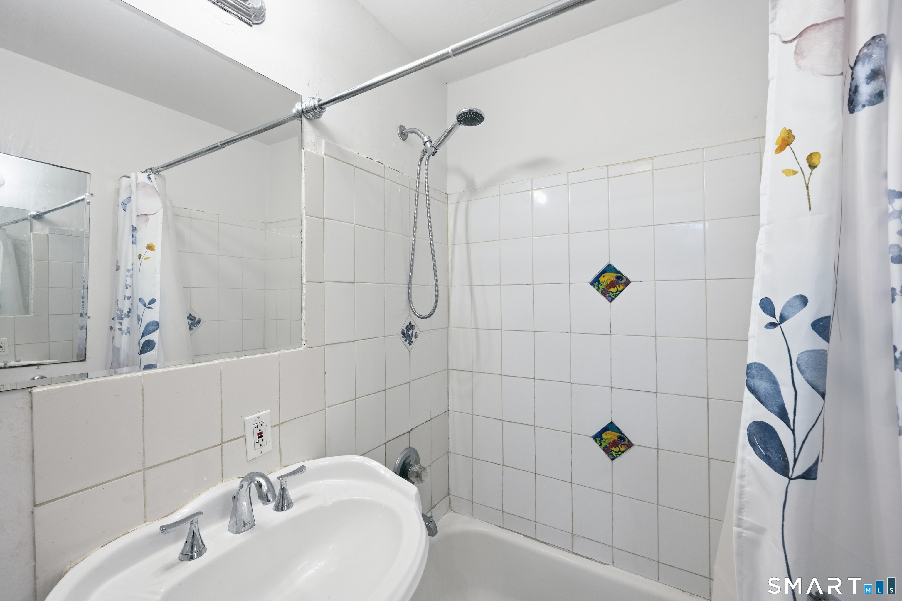 190 Mcgrath Court Stratford CT 06615