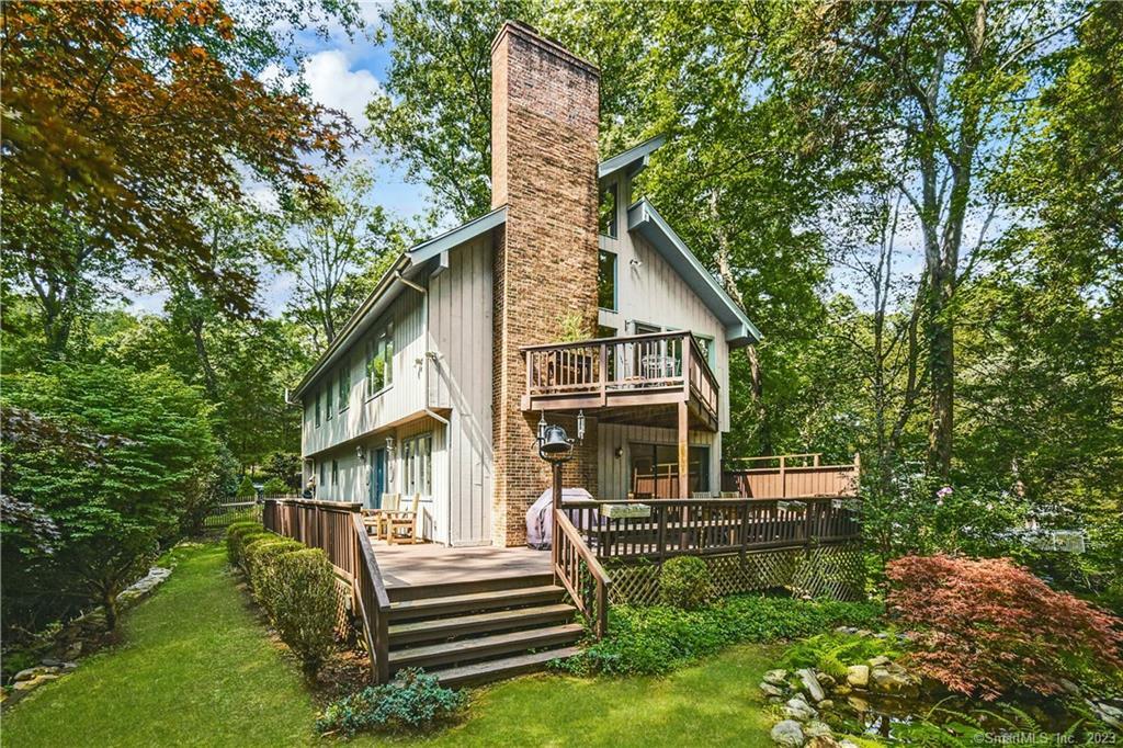 1911 Congress Street Fairfield CT 06824