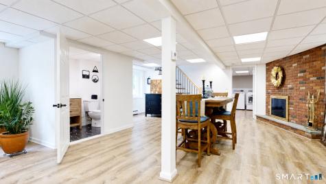 561 Wintergreen Avenue Hamden CT 06514