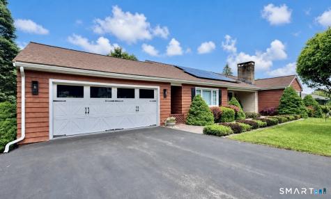561 Wintergreen Avenue Hamden CT 06514