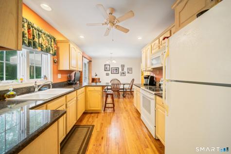 1302 Old Waterbury Road Southbury CT 06488