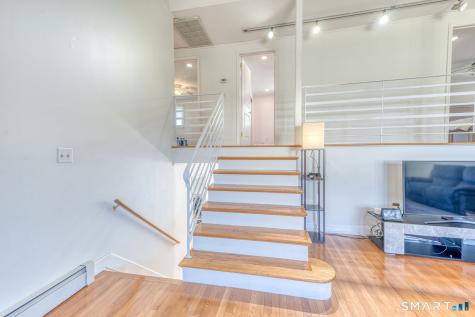 43 Hilldale Road West Hartford CT 06117