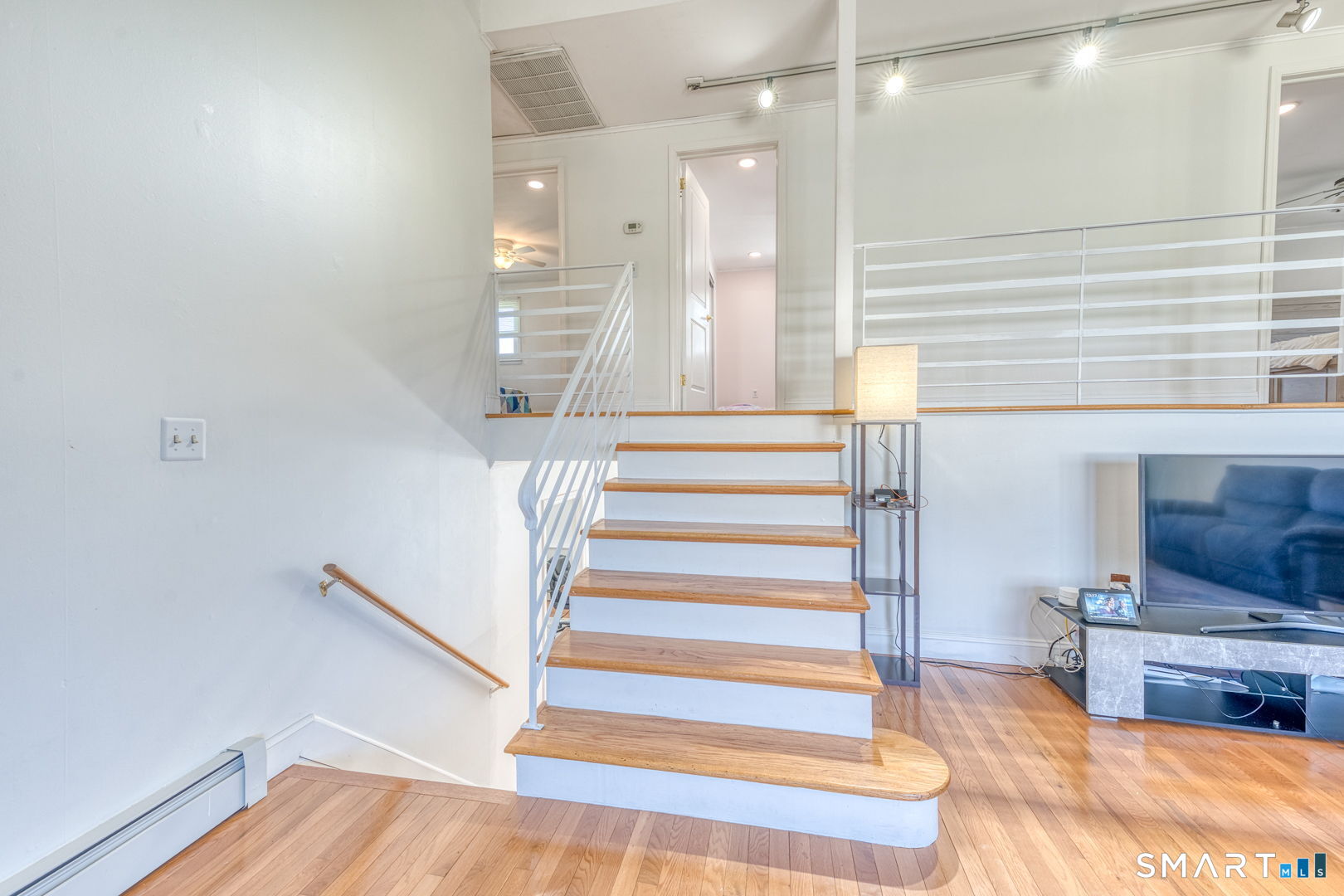 43 Hilldale Road West Hartford CT 06117