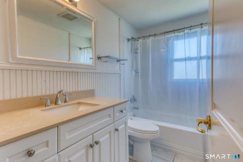 43 Hilldale Road West Hartford CT 06117