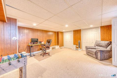 43 Hilldale Road West Hartford CT 06117