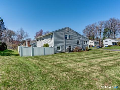 43 Hilldale Road West Hartford CT 06117