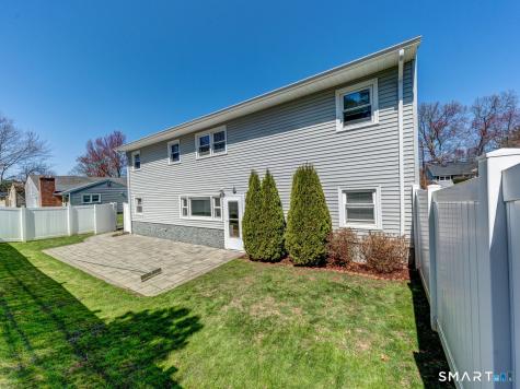43 Hilldale Road West Hartford CT 06117