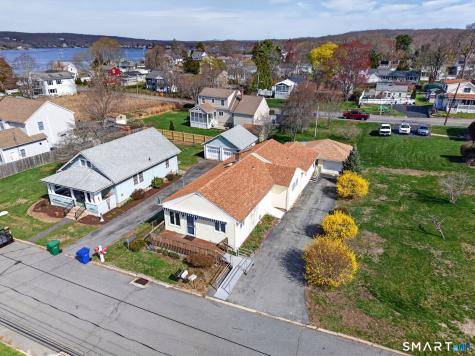 14 Second Avenue Waterford CT 06385
