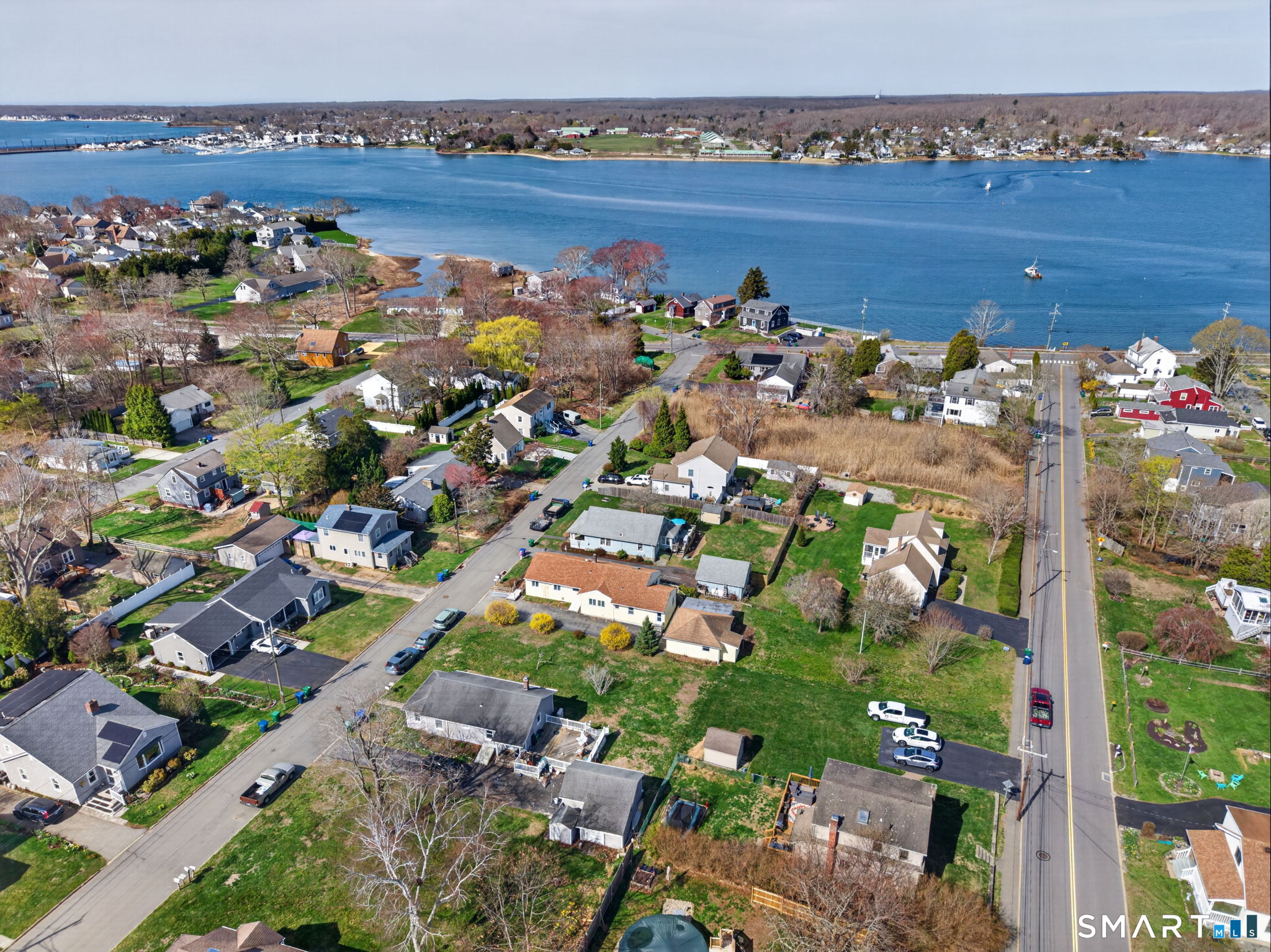 14 Second Avenue Waterford CT 06385