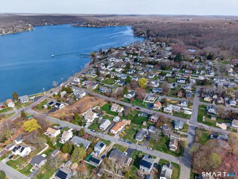 14 Second Avenue Waterford CT 06385