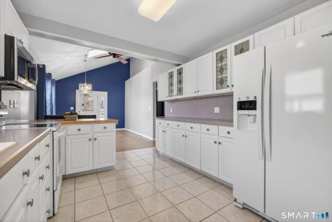 14 Second Avenue Waterford CT 06385