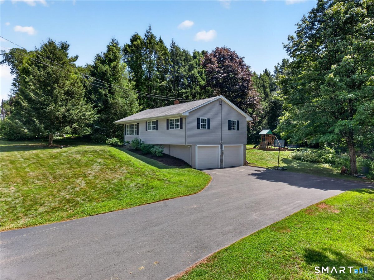 90 Lisbon Heights Lisbon CT 06351