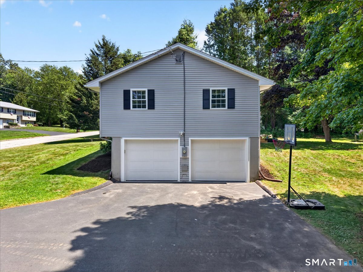 90 Lisbon Heights Lisbon CT 06351