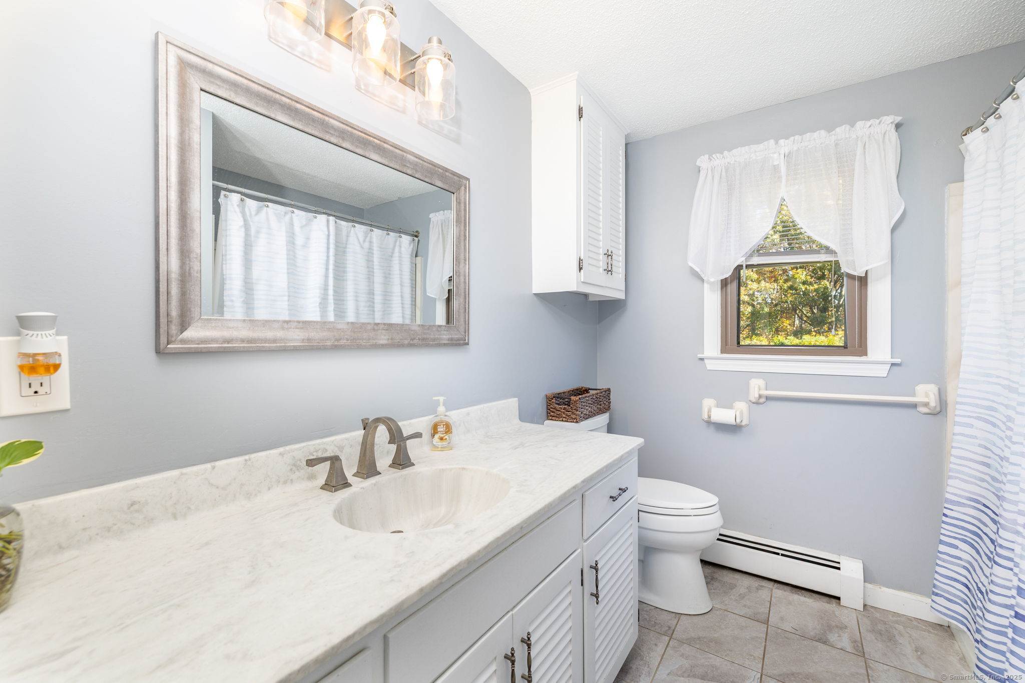 214 Valley View Road Manchester CT 06040