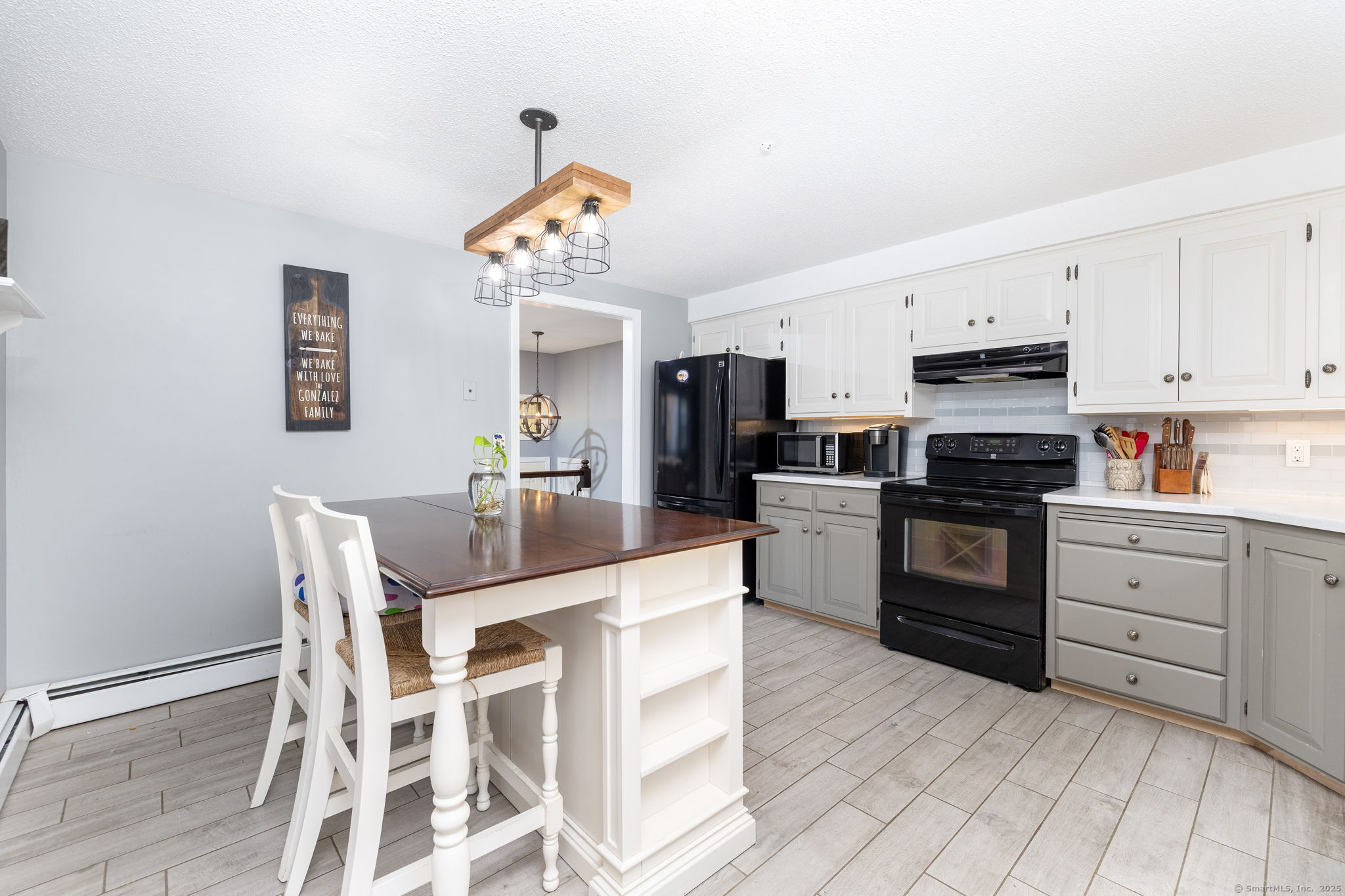 214 Valley View Road Manchester CT 06040