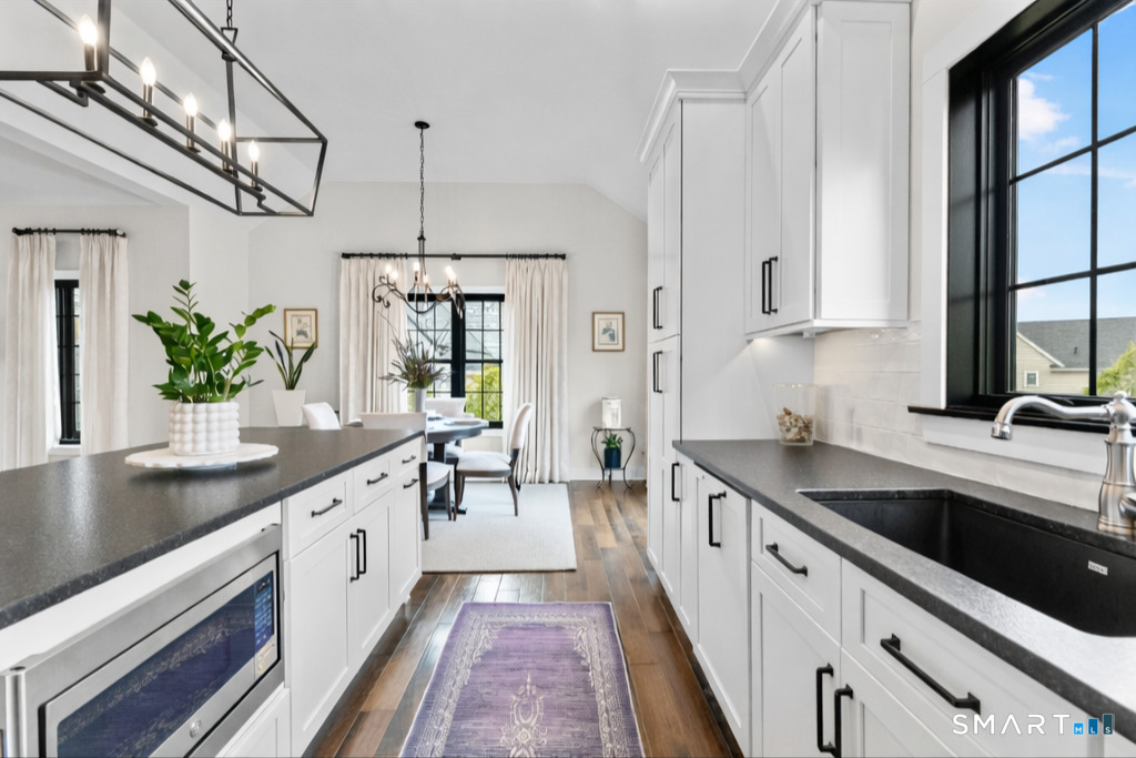 33 Wiegert Way Bristol CT 06010