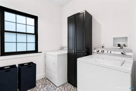 33 Wiegert Way Bristol CT 06010