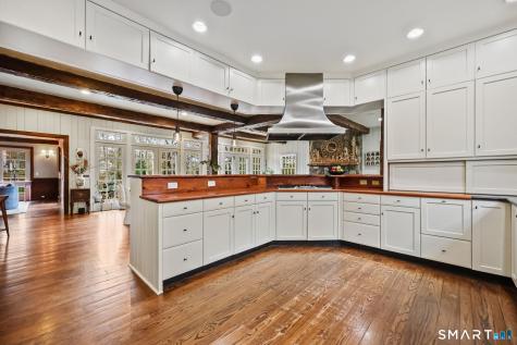 151 Skunk Lane Wilton CT 06897