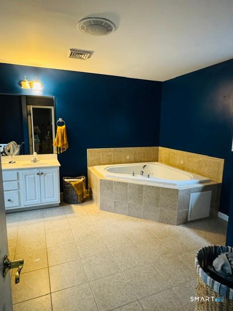 152 New London Road Groton CT 06340