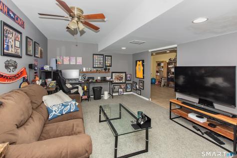 152 New London Road Groton CT 06340