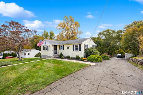 16 Paramount Drive Seymour CT 06483