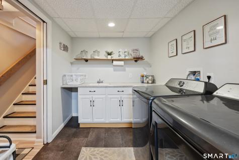 16 Paramount Drive Seymour CT 06483