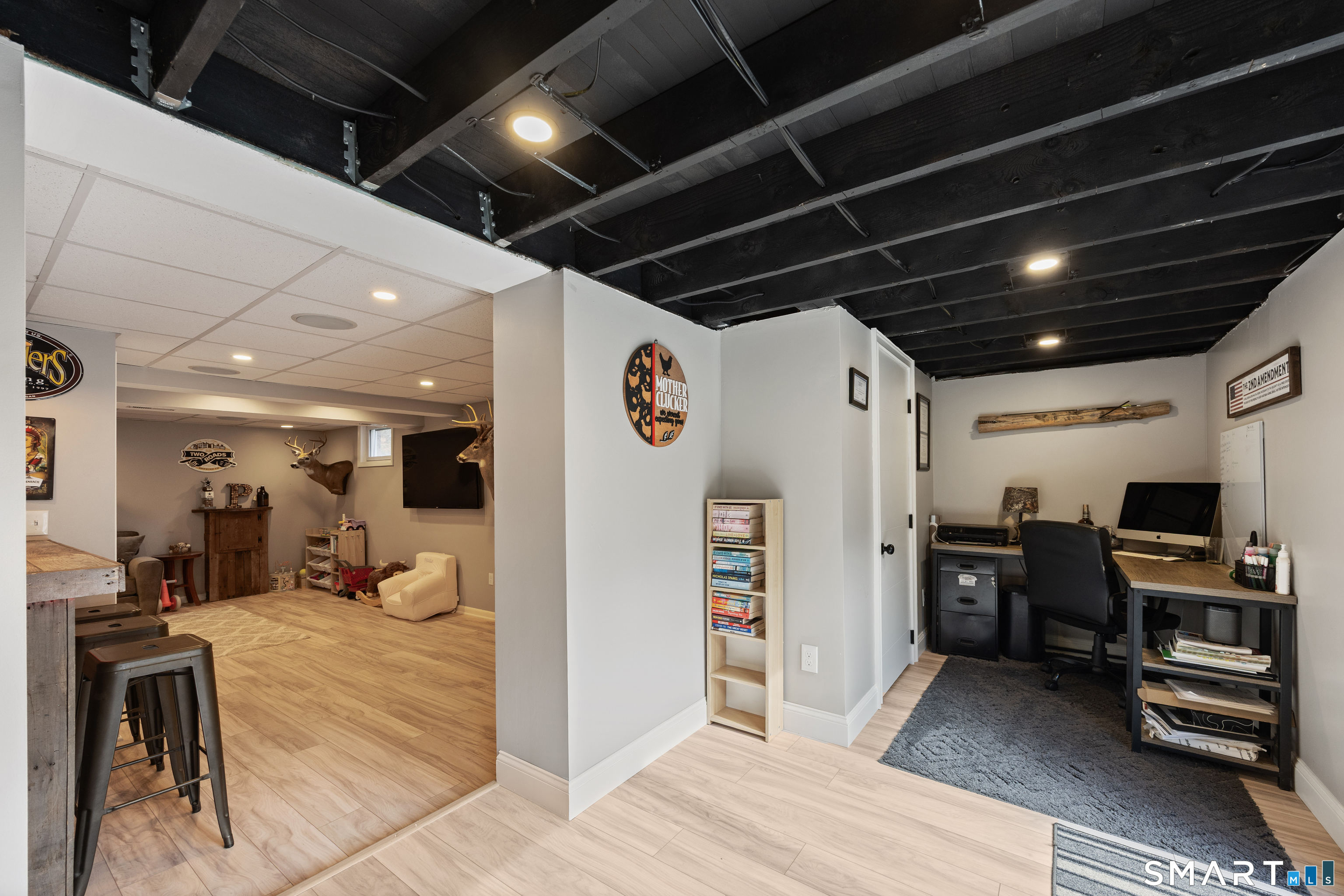 16 Paramount Drive Seymour CT 06483