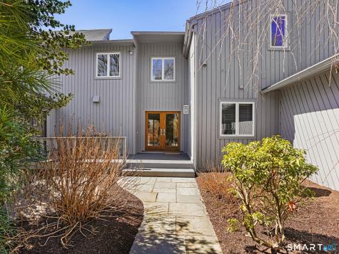 66 Dogwood Lane Trumbull CT 06611