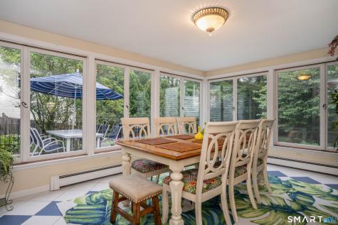 4 Manor Lane West Hartford CT 06107