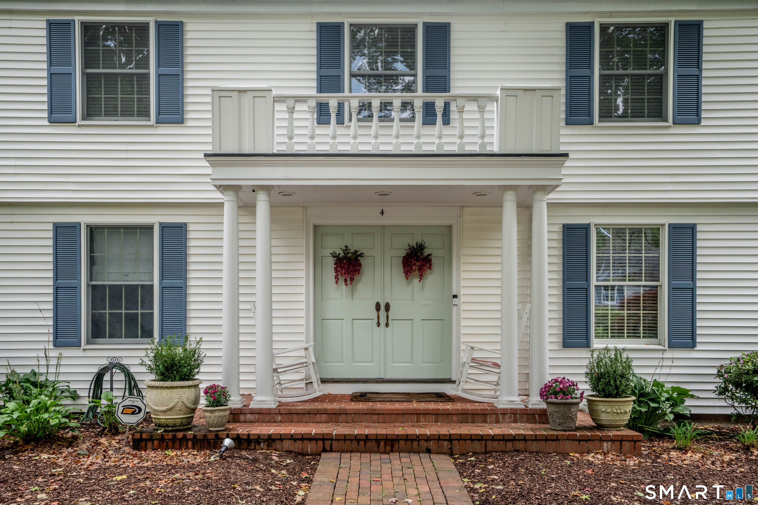 4 Manor Lane West Hartford CT 06107