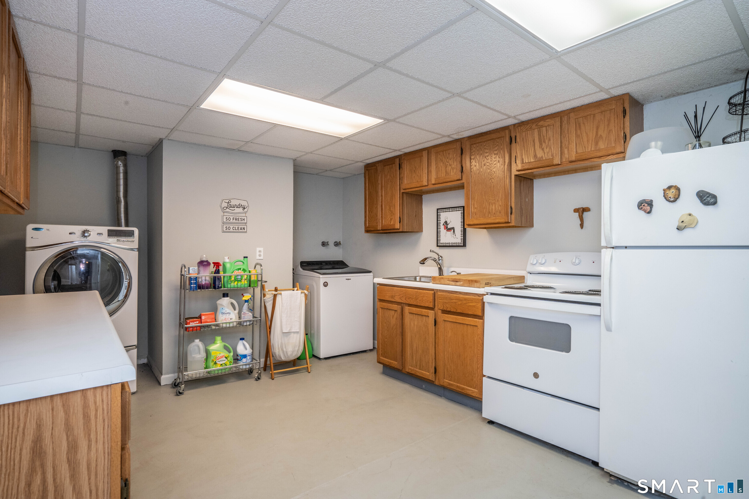 4 Manor Lane West Hartford CT 06107