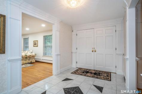 4 Manor Lane West Hartford CT 06107