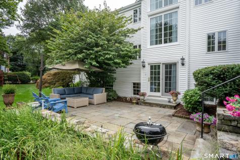 4 Manor Lane West Hartford CT 06107