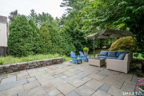 4 Manor Lane West Hartford CT 06107