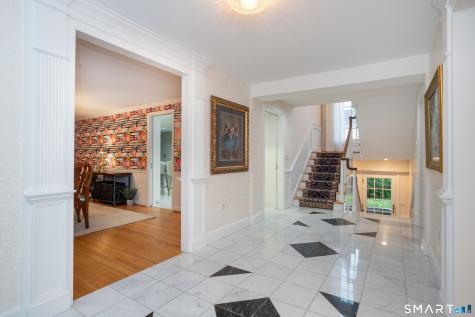4 Manor Lane West Hartford CT 06107
