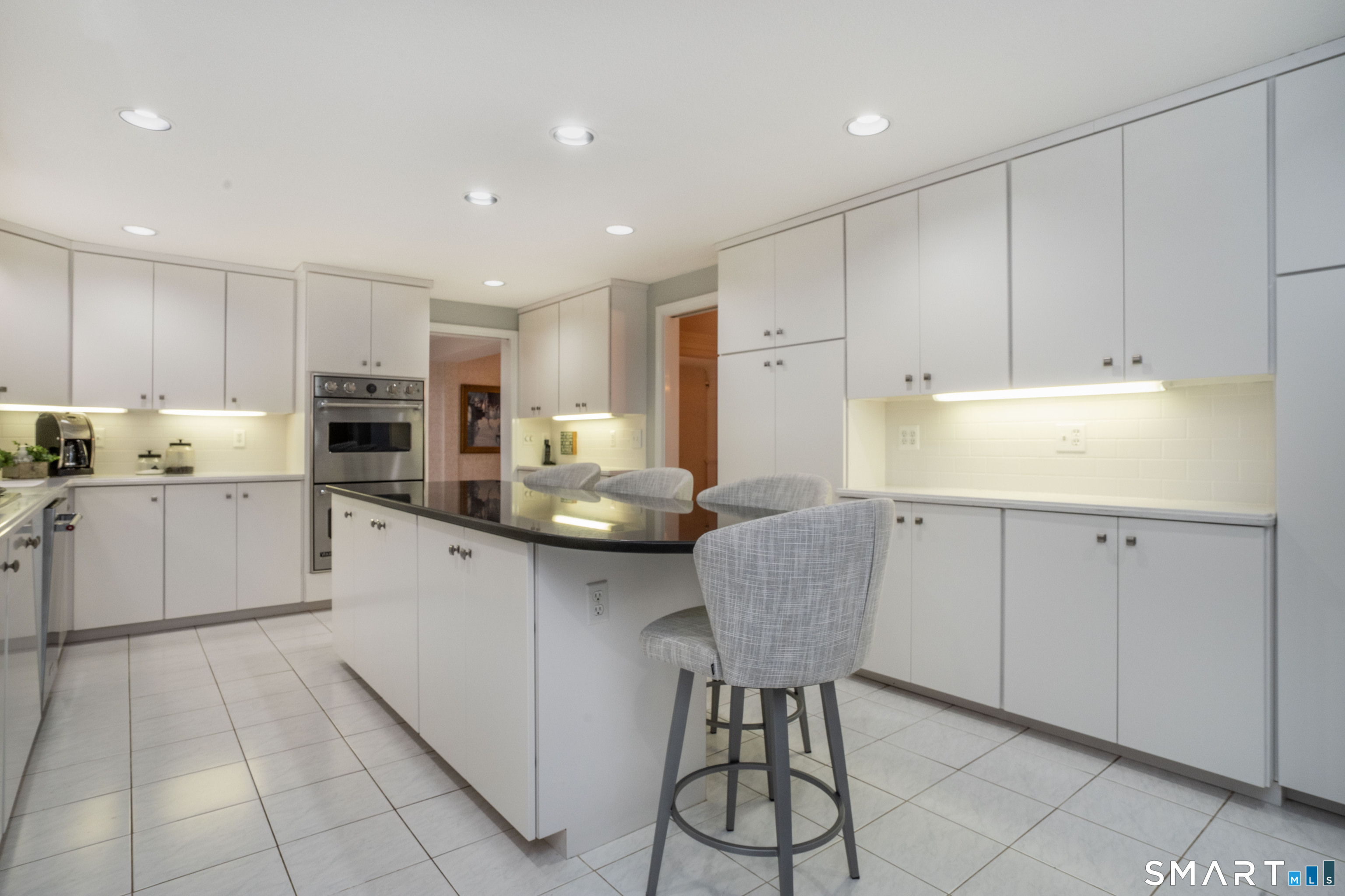 4 Manor Lane West Hartford CT 06107