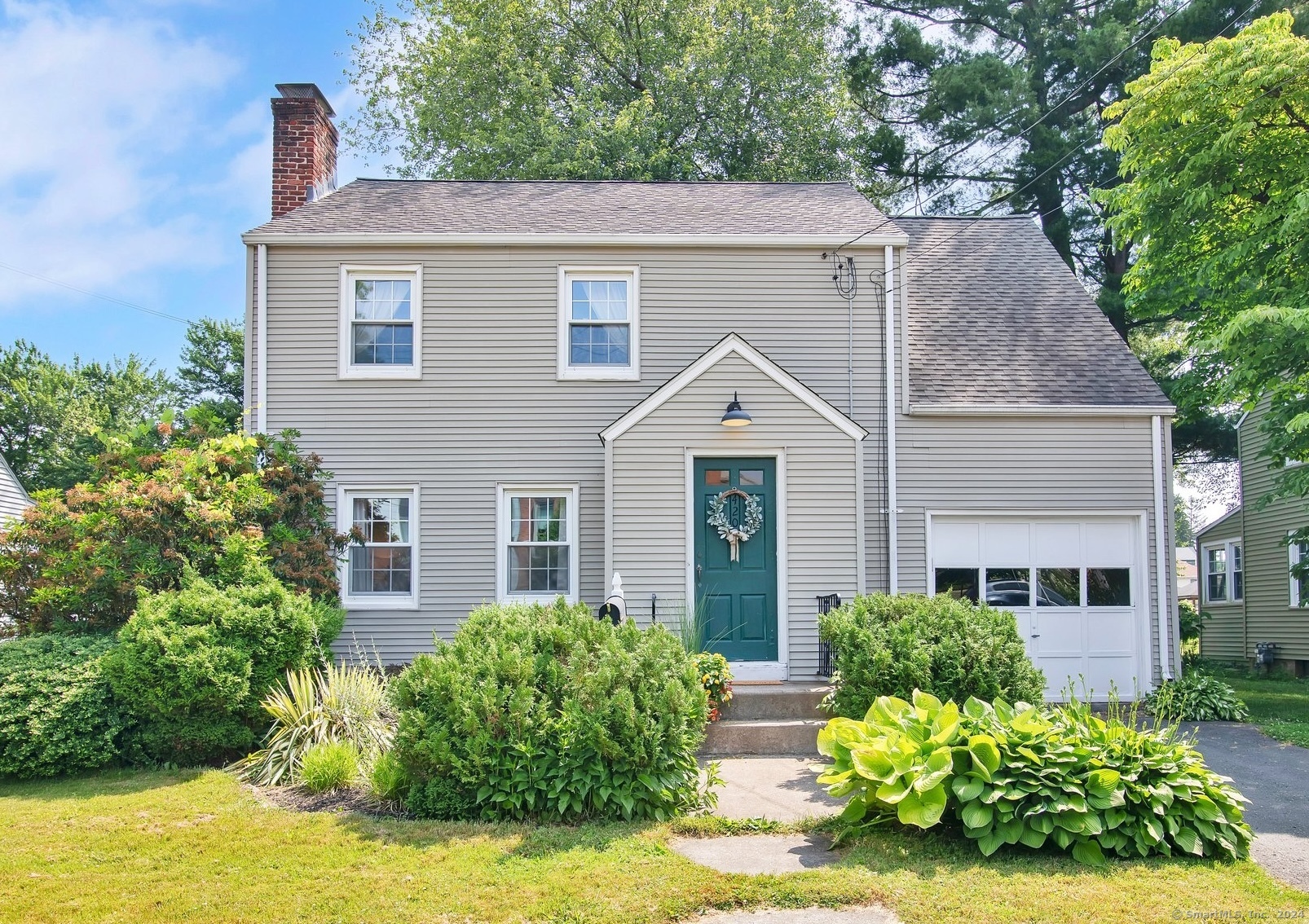 420 Oakwood Avenue West Hartford CT 06110