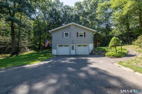 184 Franklin St Extension Danbury CT 06811