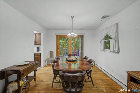 184 Franklin St Extension Danbury CT 06811