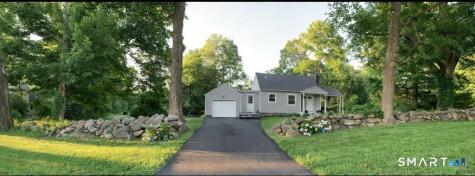40 Mount Pleasant Road Newtown CT 06470