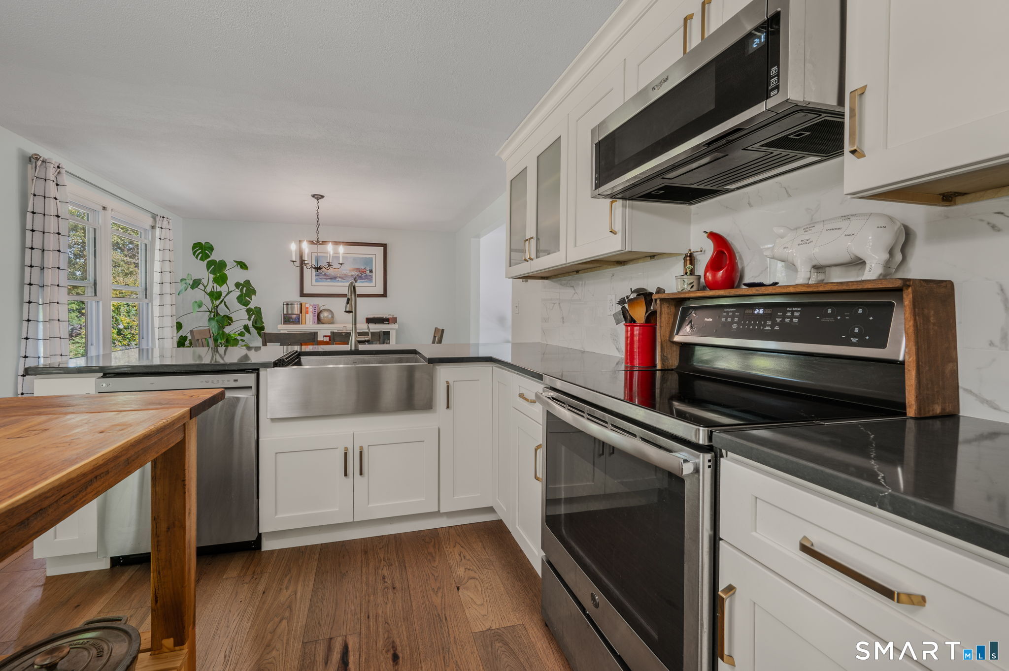 6 Cross Drive Waterford CT 06385