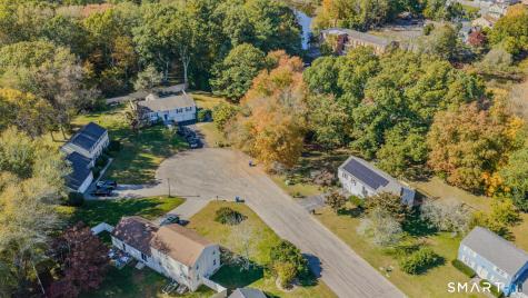 6 Cross Drive Waterford CT 06385