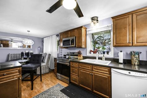 437 West Wolcott Avenue Windsor CT 06095