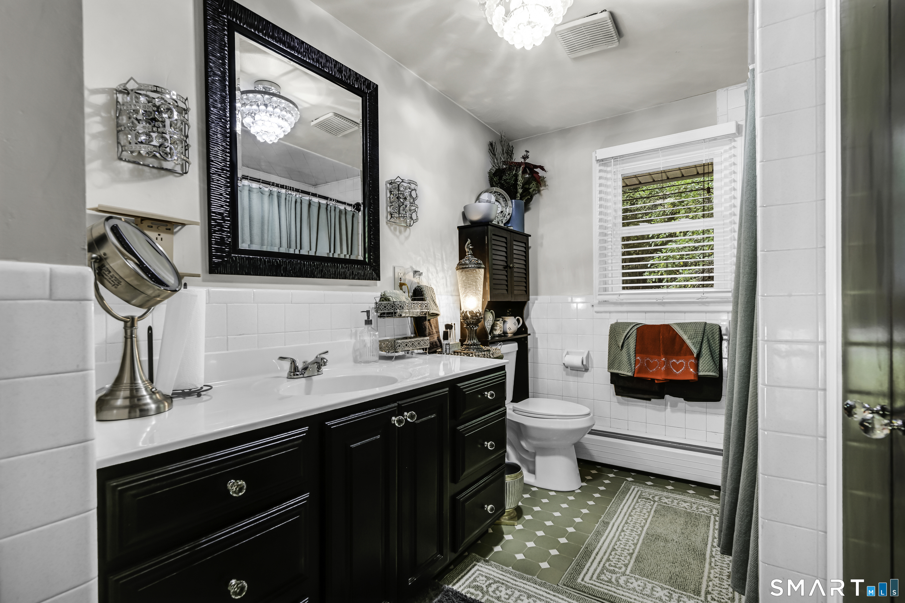 437 West Wolcott Avenue Windsor CT 06095