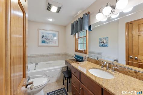 29 Carey Lane Norwich CT 06360