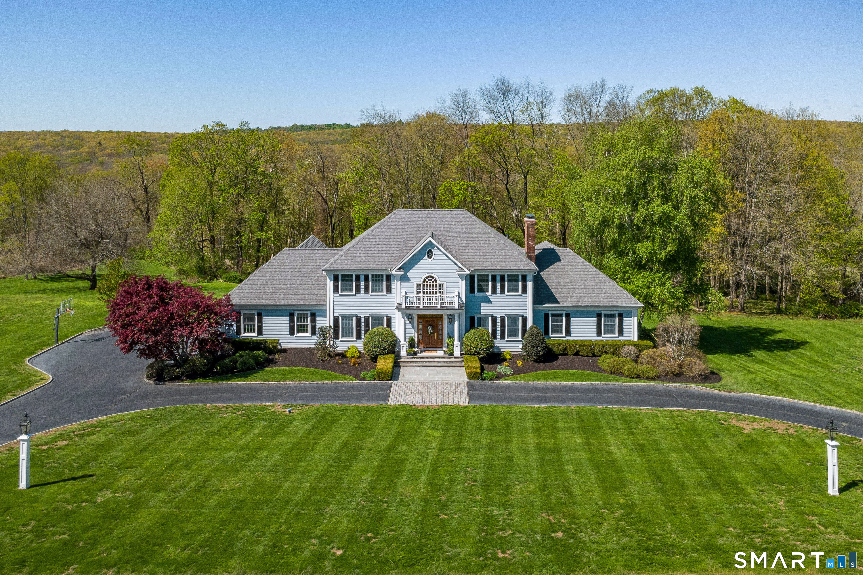 16 Farm Meadow Road Newtown CT 06470