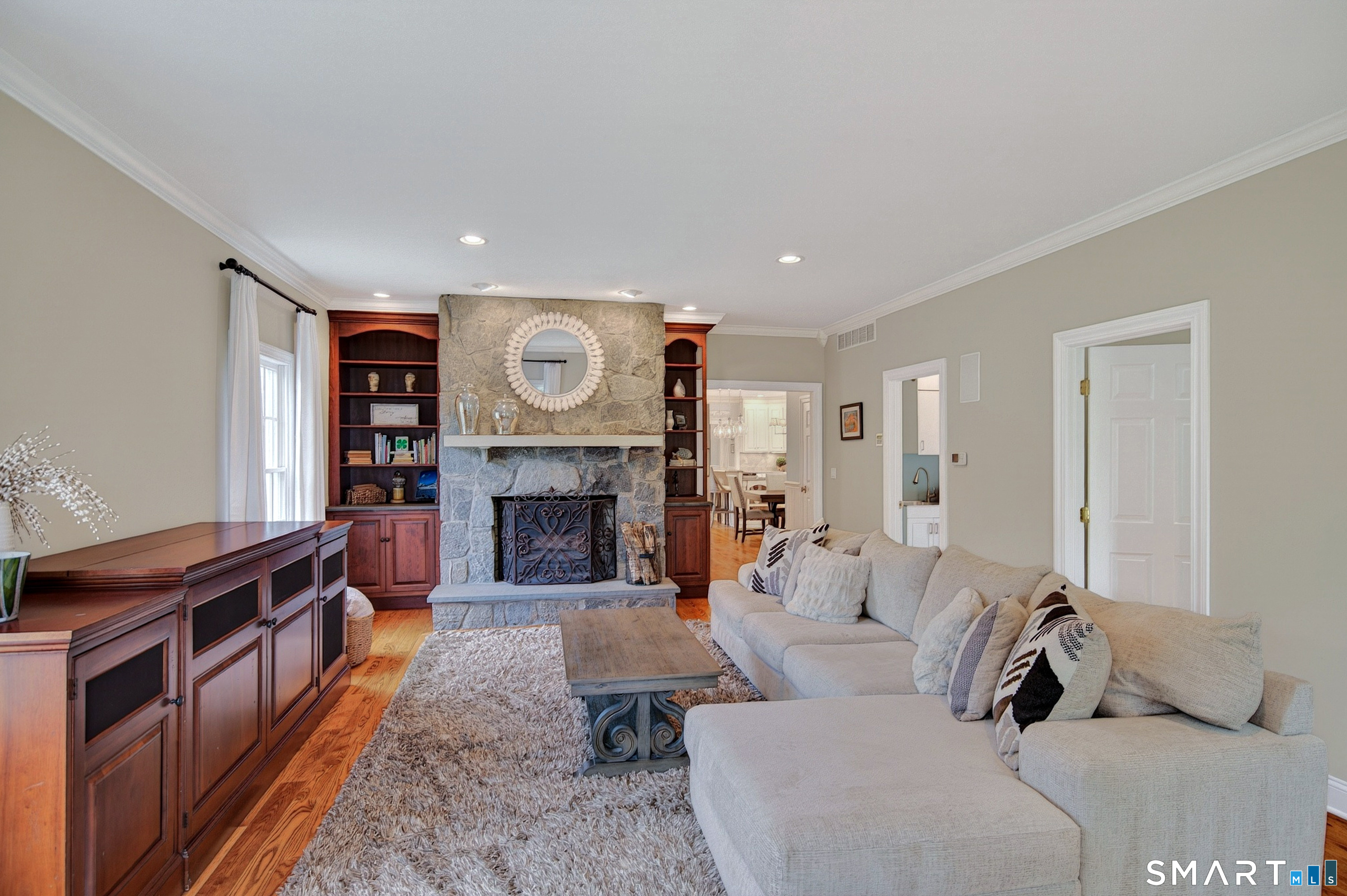 16 Farm Meadow Road Newtown CT 06470