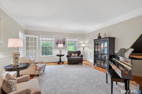 16 Farm Meadow Road Newtown CT 06470