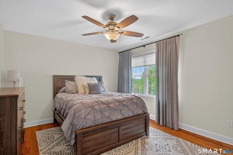 16 Farm Meadow Road Newtown CT 06470
