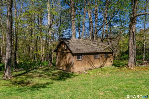 16 Farm Meadow Road Newtown CT 06470